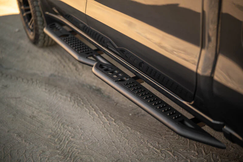 DV8 Offroad 19-24 GMC Sierra 1500 Crew Cab OE Plus Side Steps - Black Steel - Image 4