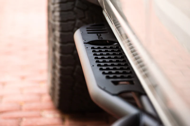 DV8 Offroad 21-22 Ford Bronco OE Plus Series Side Steps - Image 5
