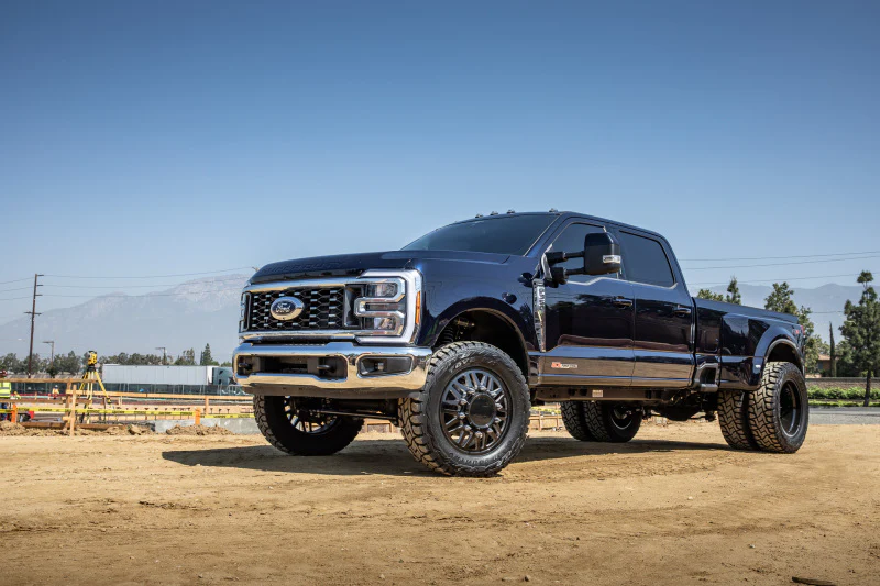 ICON 2023+ Ford F250/350 2.5in Stage 3 Suspension System w/ Radius Arms - Image 6