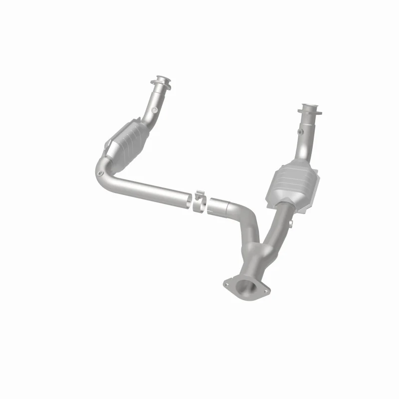 MagnaFlow Direct Fit Catalytic Converter 00-01Tahoe/Yukon V8 5.7L - Image 4