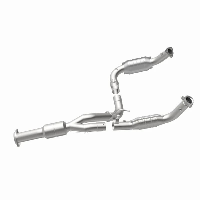 MagnaFlow Direct Fit Catalytic Converter 11-13 Chev Silverado 2500 HD/3500 HD 6.0L - Image 3