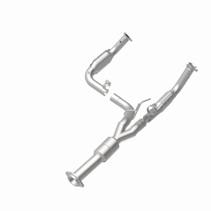 MagnaFlow Direct Fit Catalytic Converter 11-13 Chev Silverado 2500 HD/3500 HD 6.0L - Image 31