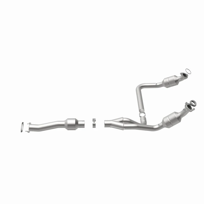 MagnaFlow Direct Fit Catalytic Converter 2011-2014 Express 1500 4.3L Underbody - Image 15