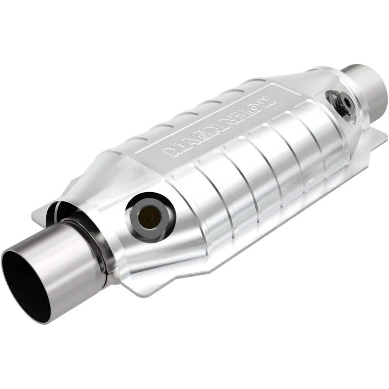 MagnaFlow Universal Catalytic Converter 3 Dual O2 Boss