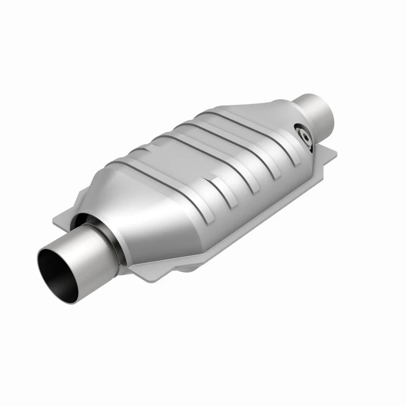 MagnaFlow Universal Catalytic Converter 3 Single O2 Boss - Image 5