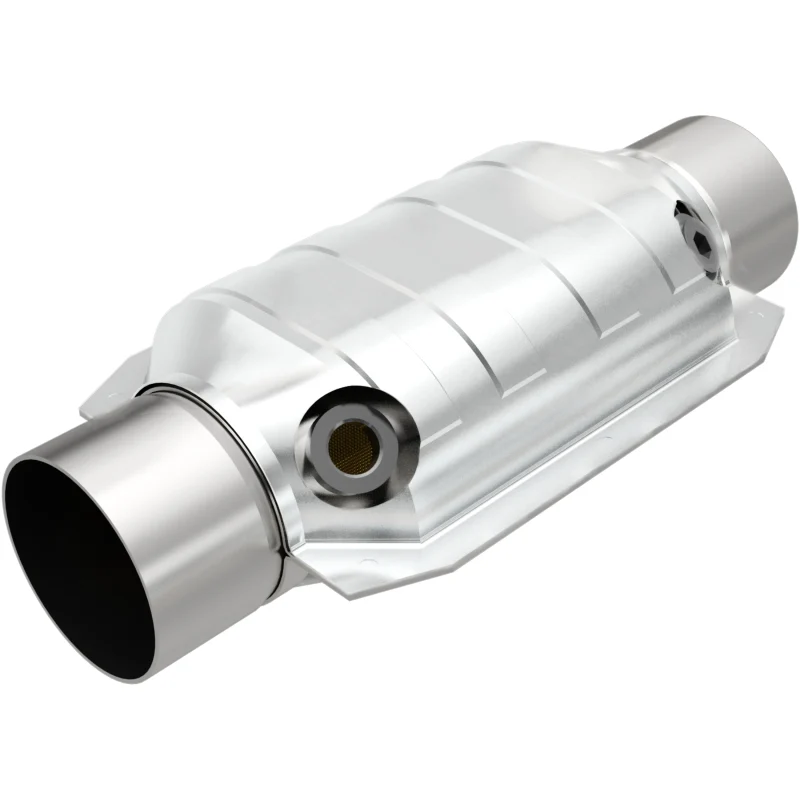 MagnaFlow Universal Catalytic Converter 3 W/Dual O2 Boss