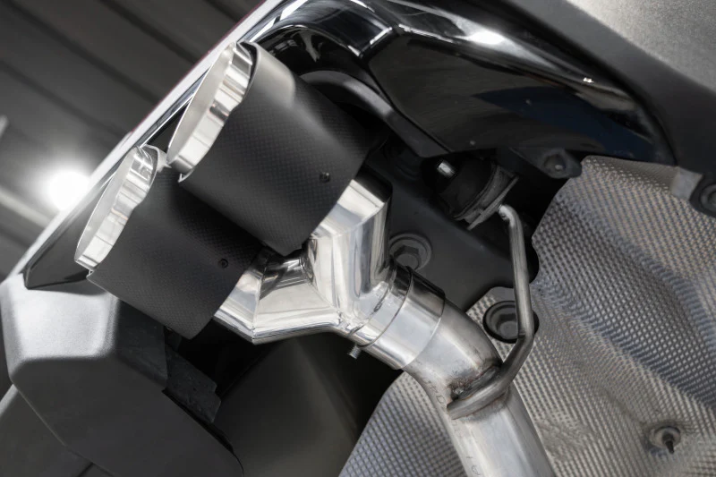 MBRP 20-21 Ford Explorer ST 3.0L EcoBoost Dual Rear Exit Axle Back w/ Quad Carbon Fiber Tips - T304 - Image 3