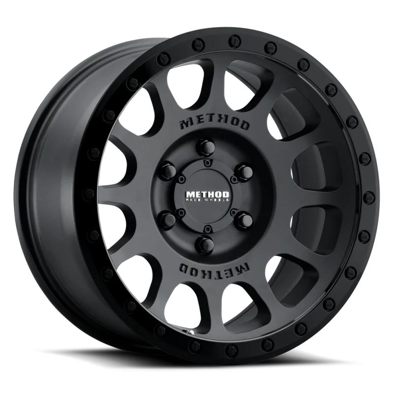 Method MR305 NV 18x9 +25mm Offset 5x150 116.5mm CB Gloss/Matte Black Street Loc Wheel - Image 3