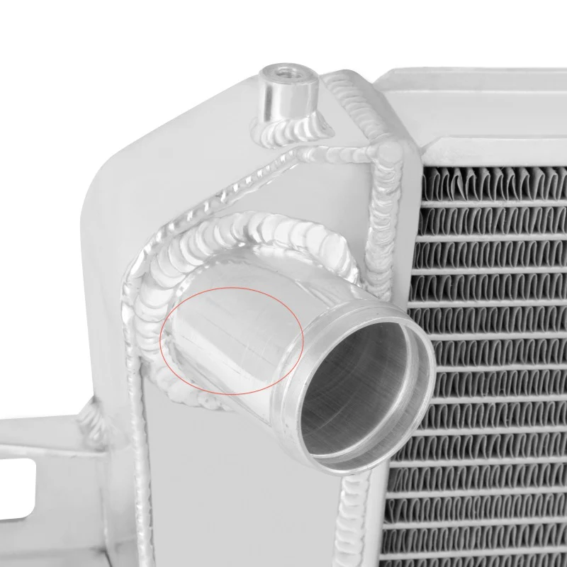 Mishimoto 06-10 Chevy 6.6L Duramax Radiator - Image 17