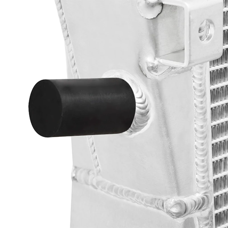 Mishimoto 08-10 Ford 6.4L Powerstroke Radiator - Version 2 - Image 10