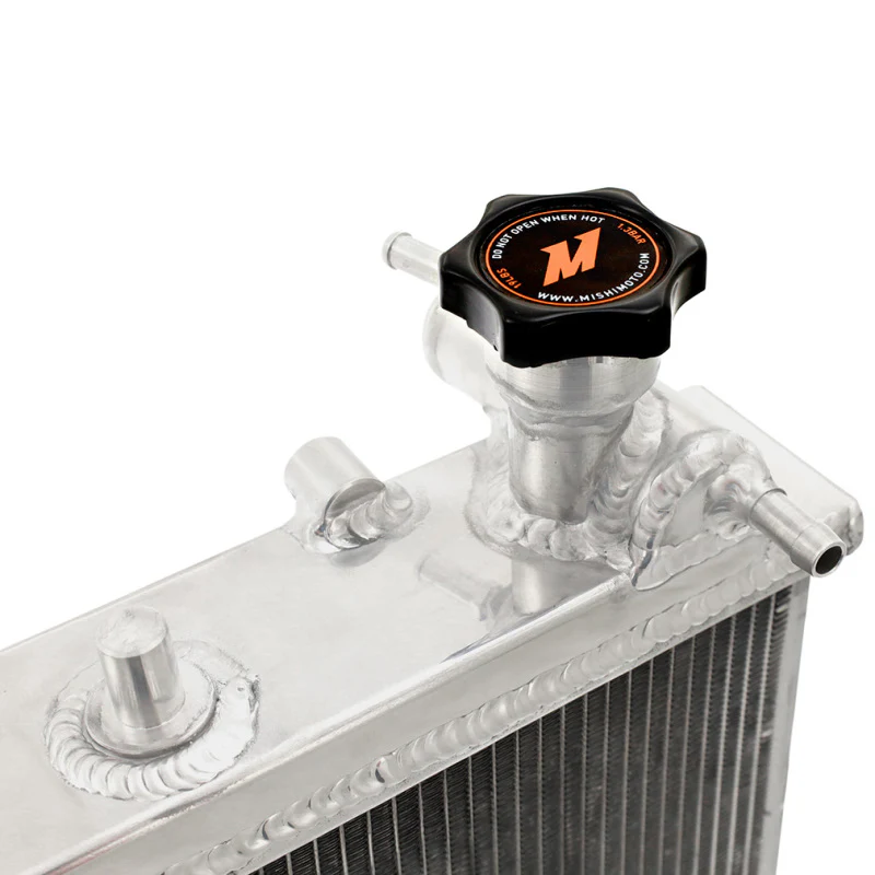 Mishimoto 14-17 Chevy SS Performance Aluminum Radiator - Image 2