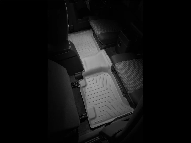 WeatherTech 04+ GMC Canyon Ext Cab Rear FloorLiner - Grey - Image 8