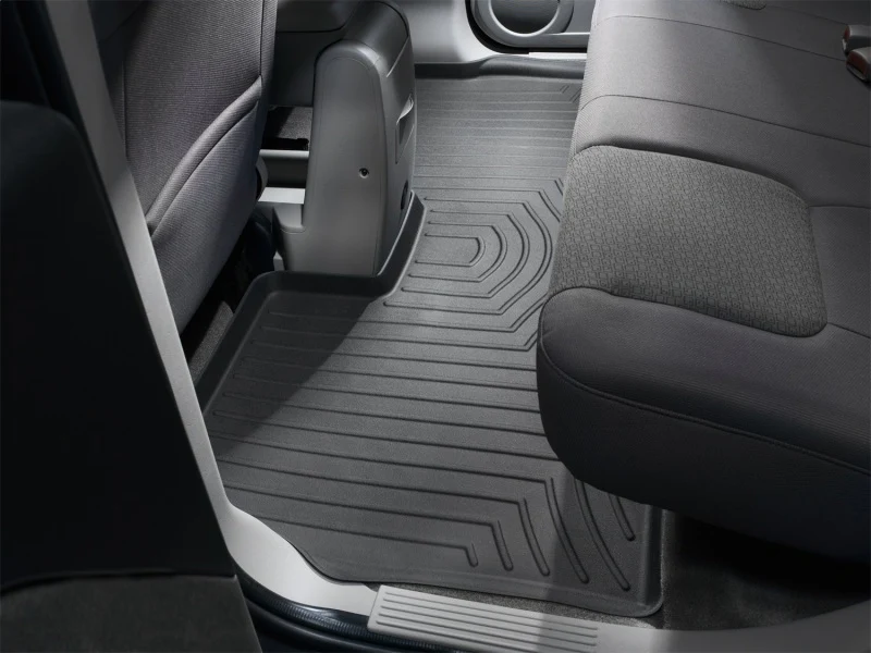 WeatherTech 05-09 Chevrolet Equinox Rear FloorLiner - Black - Image 11