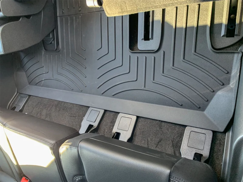 WeatherTech 18-20 Lincoln Navigator w/o Console Rear FloorLiner HP - Black - Image 10