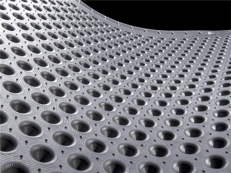 WeatherTech 30in x 48in Outdoor Mat - Grey (Unboxed) - Image 2
