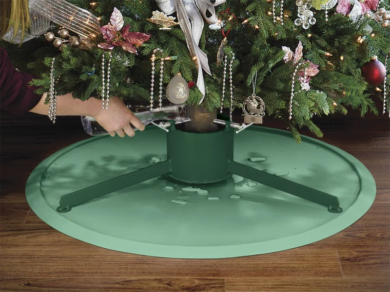 WeatherTech Universal Colored Box Christmas Tree Mat - Cocoa - Image 3