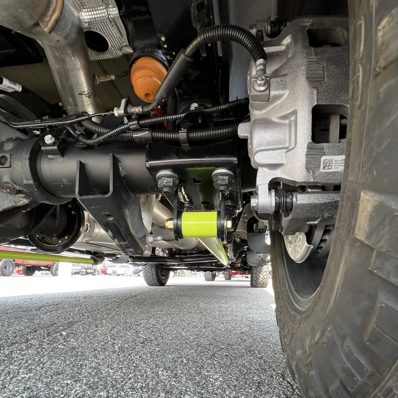 Wehrli 20-24 Chevy & GMC Duramax RCLB/CCSB/ECSB 60in. Traction Bar Kit - WCFab Grey - Image 8